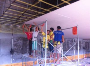 Thợ làm thạch cao tại quận 11 CÔNG TY XD HOÀNG THÁI SƠN chuyên nhận thi công làm trần vách thạch cao nhà xưởng văn phòng chung cư nhà ... hotline: 0983594886