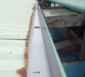 Thi công lắp đặt máng xối kho xưởng tại Bến Lức Long An