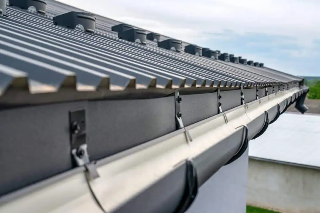 Thi công lắp đặt máng xối kho xưởng tại Tây Ninh