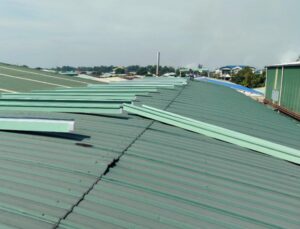 Thi công lắp đặt máng xối kho xưởng tại Trảng Bom Đồng Nai